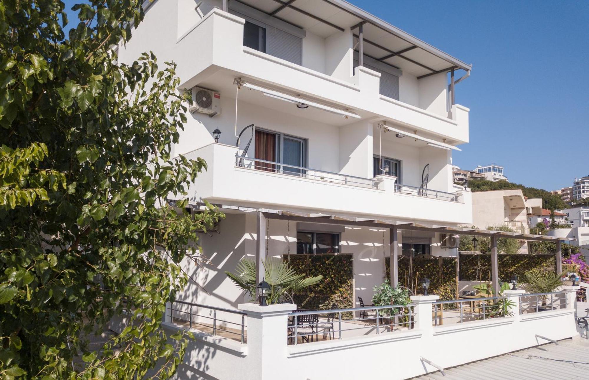 Apartments Bogojevic Ulcinj Bagian luar foto